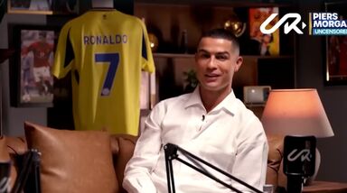 "Sem filtros. Sem guiões. Só nós": Ronaldo fala com Piers Morgan sobre a carreira, o amor e a despedida dos relvados