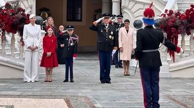 SnapInsta.to_AQN9NIH-N6fO7D97qyCZ0mDE6MTuZ9KSg1734sdPmV6J9KOFrF5P6wF0bNs63RkDxX-QvMytS_gh4i8rRv4EXso7giuTR-4rh6PZ9gk.mp4