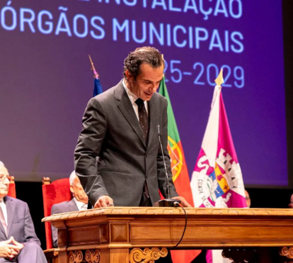 Quem é o deputado municipal que andava a assaltar menores em plena via pública? Saiba tudo