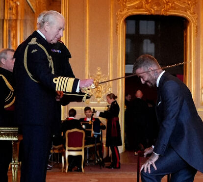 Sir David Beckham: antigo futebolista foi condecorado com o título de cavaleiro pelo rei Carlos III de Inglaterra