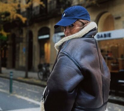 Tem este casaco guardado? Vá já buscá-lo que volta a ser 'must-have' da estação