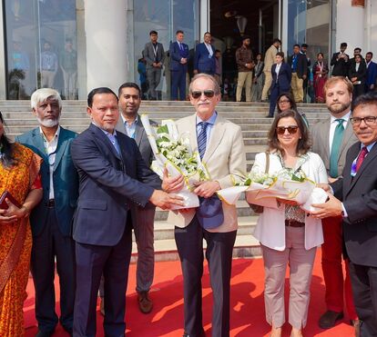 No meio da controvérsia, D. Duarte de Bragança vai ao Bangladesh para ser homenageado