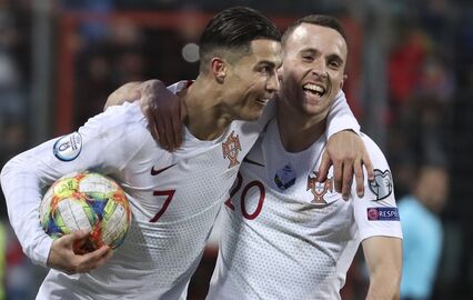 Cristiano Ronaldo e Diogo Jota no Euro2020