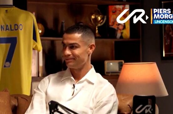 'Não sou uma pessoa normal': Cristiano Ronaldo revela a Piers Morgan qual foi a coisa mais cara que já comprou