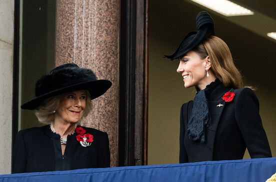 Camilla e Kate Middleton surgem juntas após alegações de tensão familiar