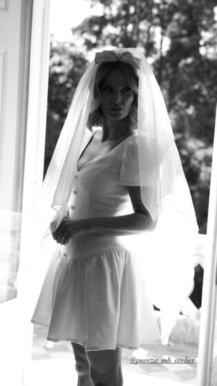 Cristina Ferreira surge vestida de noiva numa campanha com João Monteiro