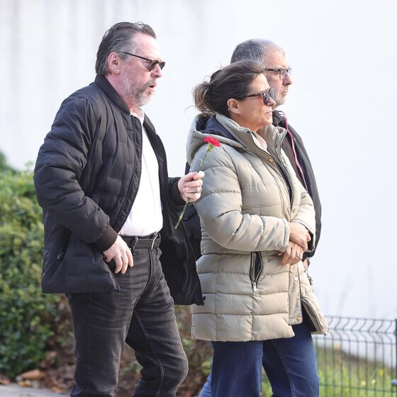 Cerimónia fúnebre de Almeno Gonçalves na Igreja de Miraflores