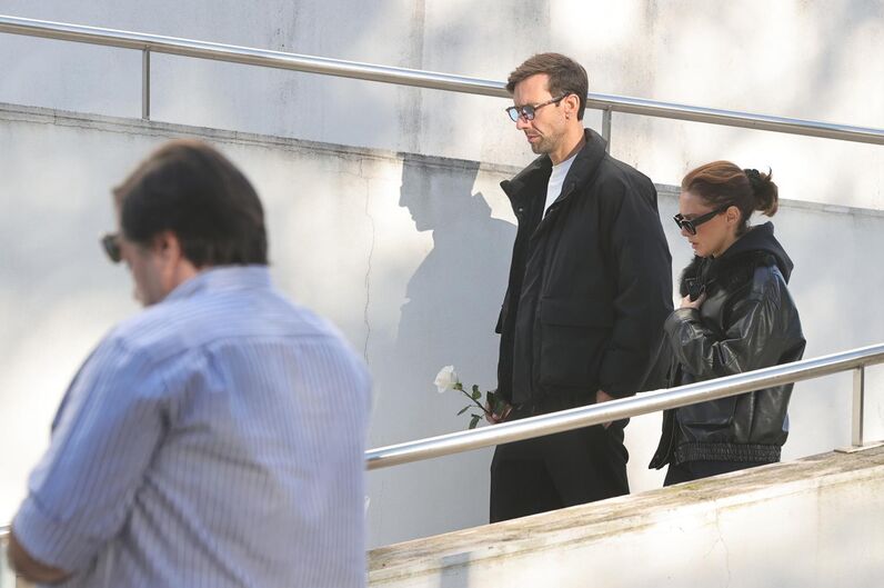 Cerimónias fúnebres de Almeno Gonçalves na Igreja de Miraflores