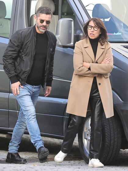 Cerimónia de homenagem a Almeno Gonçalves na Igreja de Miraflores