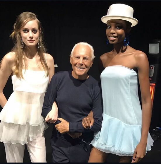 Maria Borges com Giorgio Armani