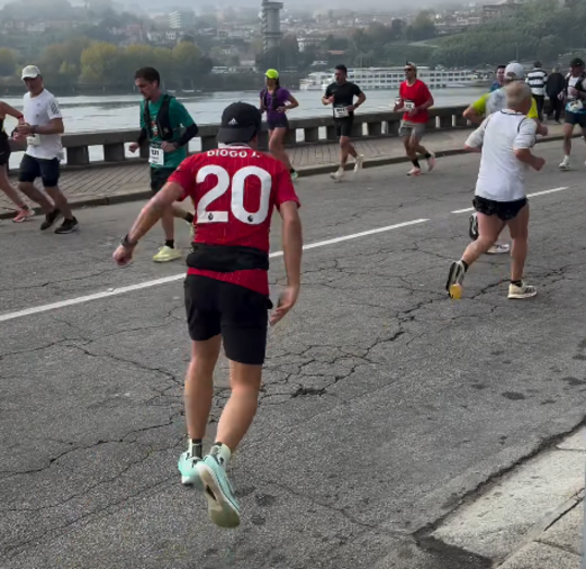 Amigo de Rute Cardoso