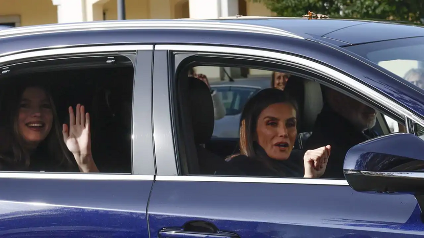 Família real espanhola reunida no Prado após polémicas declarações de Juan Carlos sobre Letizia