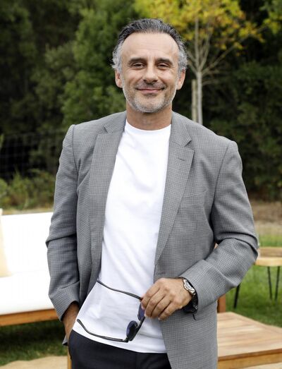 Rui Unas aprende receita de ensopado de borrego com a mãe, Teresa