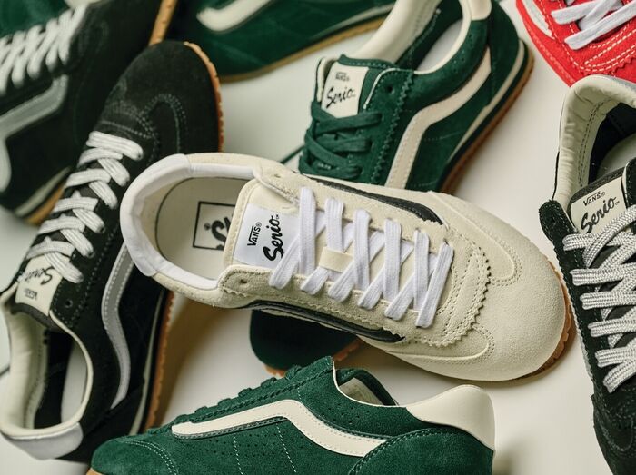 Vans Serio: calçado desportivo com design clássico e cores vibrantes.
