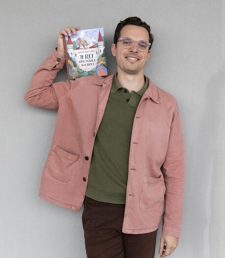 Martim Sousa Tavares apresenta "O Rei com Música na Cabeça"