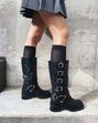 'Biker boots' e saias: a dupla perfeita