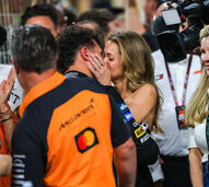 Margarida Corceiro e Lando Norris celebram na Fórmula 1 em Abu Dhabi