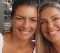 Paula Coelho com a irmã gémea, Sandra