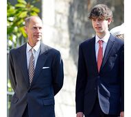 James Windsor com o pai, o príncipe Eduardo