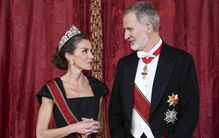 Rei Felipe VI e Rainha Letizia enfrentam divisões familiares no Natal, com clã dividido em três grupos