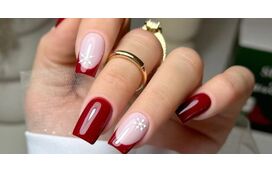 Manicura natalícia é pirosa? Qual pirosa... no Natal tudo é permitido!