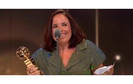 O vestido emprestado que Joana Marques não devolveu depois dos Globos de Ouro