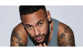 Saiba quem é a modelo e apresentadora portuguesa com quem Neymar quis meter conversa