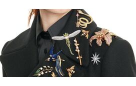 Nem brincos, nem colares, nem anéis... conheça o acessório que dá um 'twist' especial a qualquer visual