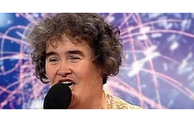 Já não é a mesma mulher! Veja a mudança assombrosa de Susan Boyle depois do AVC