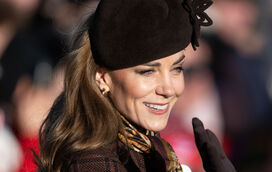 União de Natal! Família real britânica reúne-se em missa tradicional, mas príncipe André fica de fora