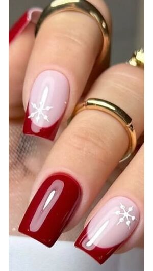 Manicura natalícia é pirosa? No Natal tudo é permitido...