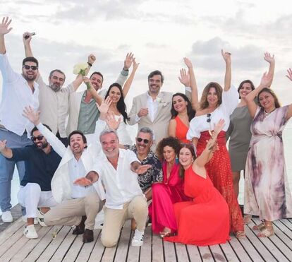 Autores de 'Festa é Festa' casam em Cabo Verde perante vários amigos famosos