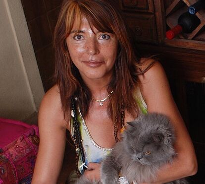 Sem trabalho, sem dinheiro e despejada de casa! Os golpes mais recentes que abalaram os dias de Clara Pinto Correia