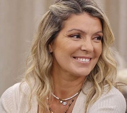 Do 'bairro de barracas' ao colégio de freiras, com passagem por Angola: os dramas e polémicas da vida de Paula Coelho, a 'menina' do 'Nutícias'