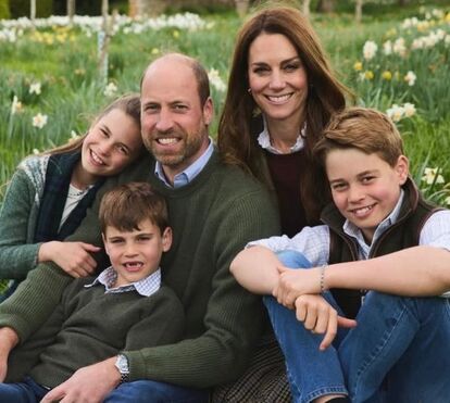 Dos mais sofisticados aos mais simples: os postais de Natal da realeza 