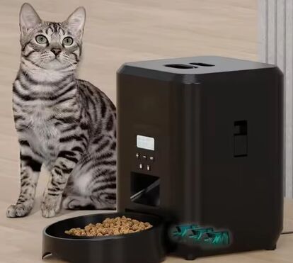 O alimentador inteligente que facilita a vida a donos e animais de estimação está em promoção