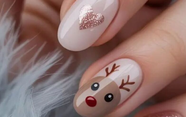 48 ideias de manicura natalícia para se inspirar