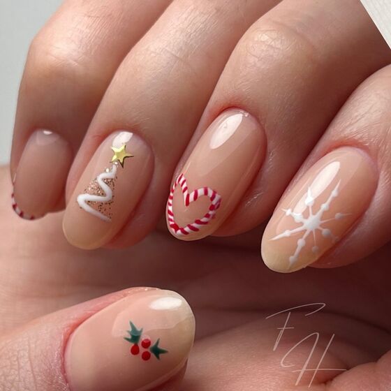 Manicura natalícia é pirosa? No Natal tudo é permitido...