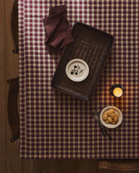 Toalha de mesa - Zara Home - 29,99€