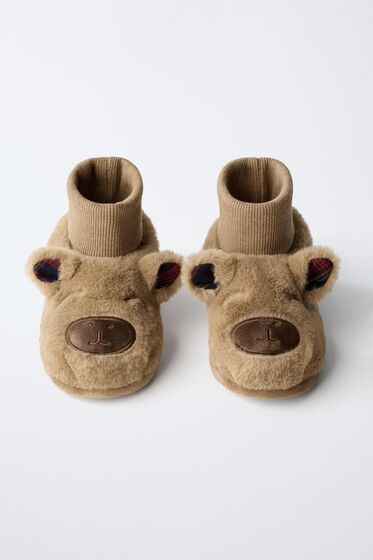 Pantufas - Zara - 15,95€