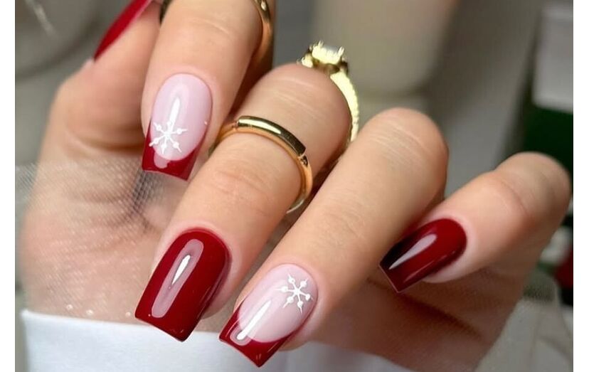 Manicura natalícia é pirosa? No Natal tudo é permitido...