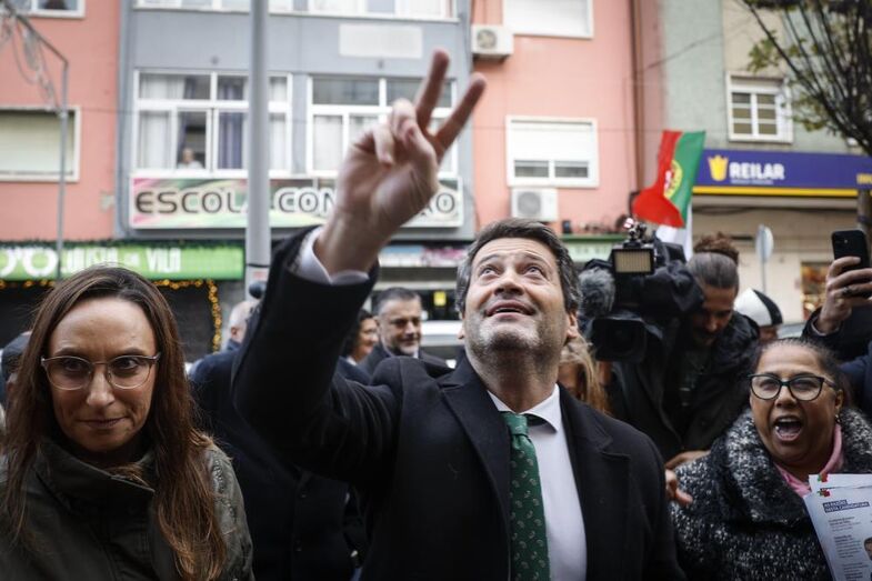 André Ventura durante arruada em Moscavide foi alegadamente ameaçado