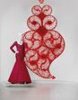 Exposição de Joana Vasconcelos em Roma homenageia Valentino.
