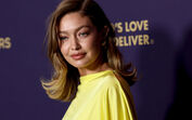 Gigi Hadid marca presença num evento com um visual renovado