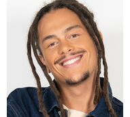 Buscas por Maycon Douglas na Praia do Norte, Nazaré, após carro ser encontrado