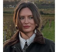 Já ouviu falar em 'Poetcore'? O Pinterest garante que esta será uma das grandes tendências de 2026