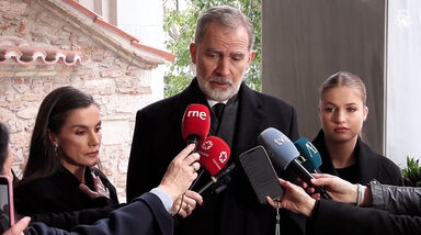 Reis Felipe VI e Letizia de Espanha reagem ao trágico acidente ferroviário que vitimou 39 pessoas no país vizinho