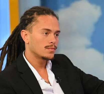 Antes de cair nas águas geladas e turbulentas do mar da Nazaré, Maycon Douglas fez três chamadas e enviou uma mensagem de despedida