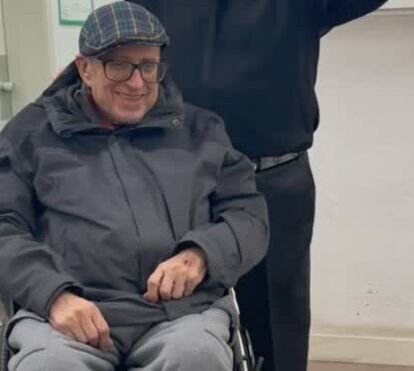 Cândido Mota reaparece em público muito debilitado