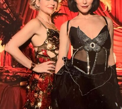 Todas as imagens da festa dos 50 anos de Paula Lobo Antunes, rodeada de várias amigas famosas